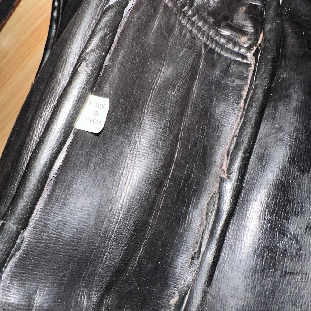 Black and Brown Leather Men's Bag - Picture 7 of 10